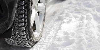 Утро понедельника жители Саратова встретили в 10-балльных пробках Утро понедельника жители Саратова встретили в 10-балльных пробках