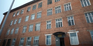 В Энгельсе начали капремонт здания школы №3 в рамках нацпроекта В Энгельсе начали капремонт здания школы №3 в рамках нацпроекта