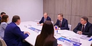 В Саратовской области инвесторы хотят развивать IT, гостиницы и уличный досуг В Саратовской области инвесторы хотят развивать IT, гостиницы и уличный досуг