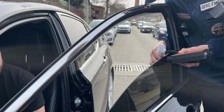 В Саратове водителю «Камри» дали 13 суток ареста за тонировку на стеклах В Саратове водителю «Камри» дали 13 суток ареста за тонировку на стеклах