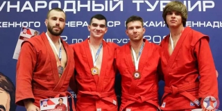 Саратовские самбисты выиграли две международных медали Саратовские самбисты выиграли две международных медали