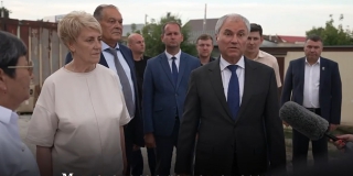 В Хвалынске к концу года достроят новые корпуса районной больницы В Хвалынске к концу года достроят новые корпуса районной больницы