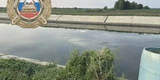Под Марксом в оросительном канале утонул тракторист Под Марксом в оросительном канале утонул тракторист