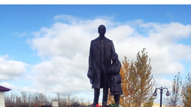 В Марксе открыли памятник норвежцу Фритьофу Нансену