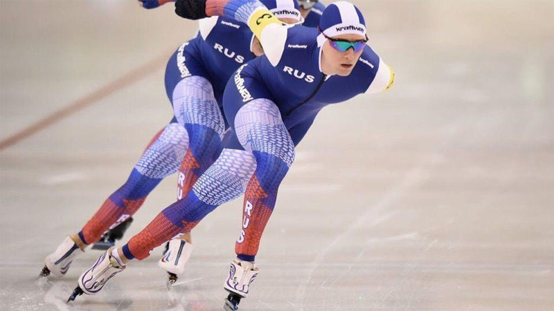 Саратовский конькобежец помог команде войти в лидеры Кубка мира