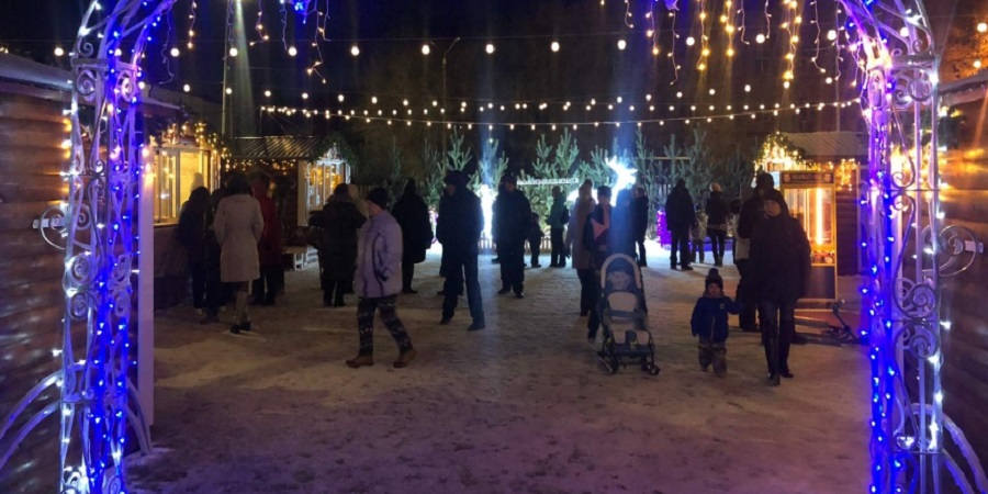 Рождественскую ярмарку в Хвалынске ежедневно посещают 1000 человек