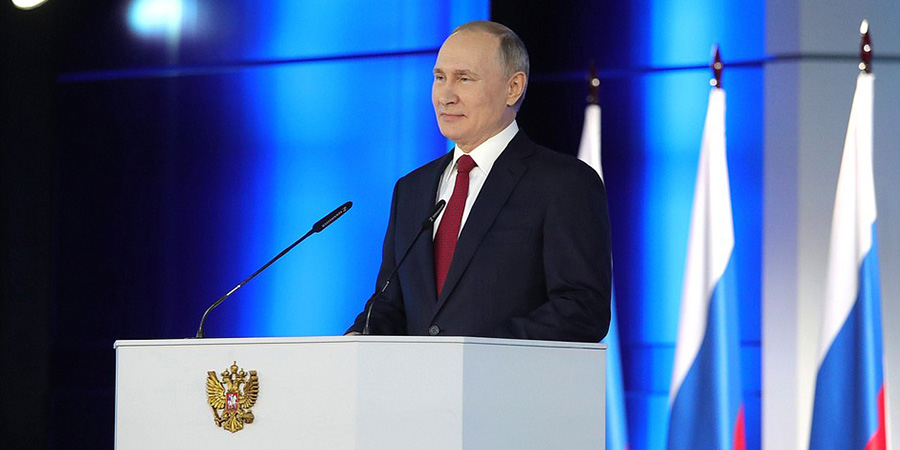 Путин объявил о маткапитале за первенца и выплатах на детей от 3 до 7 лет