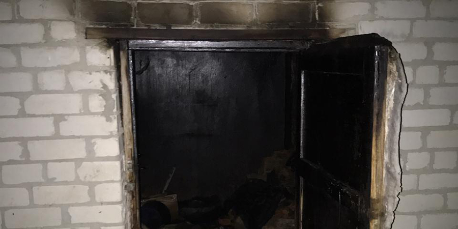 В Багаевке неизвестный сгорел внутри заброшенного дома