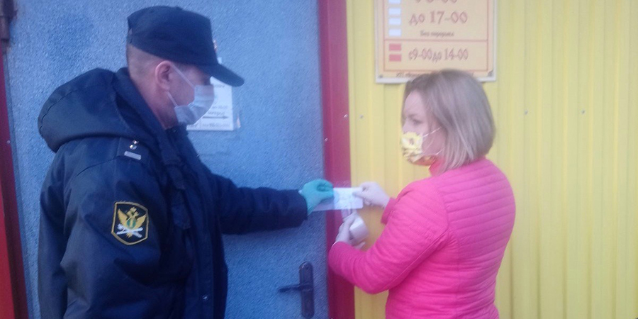 Приставы опечатали магазин в Пугачеве за нарушение режима изоляции