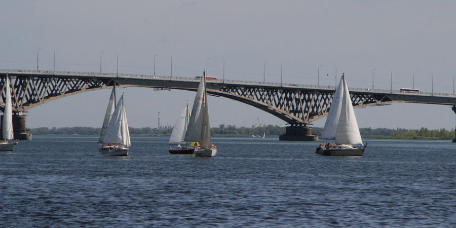 Мост Саратов-Энгельс «празднует» свое 55-летие