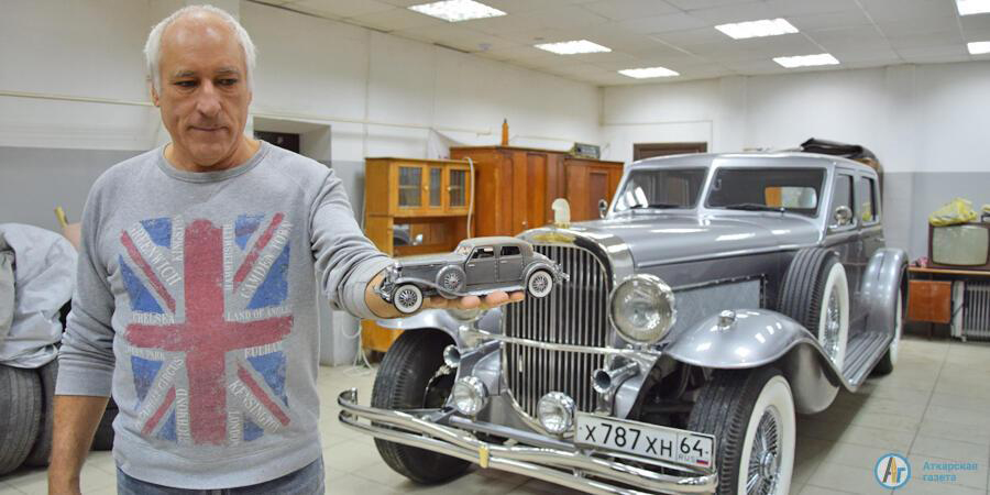 Житель Аткарска создал копию автомобиля легендарного гангстера Аль Капоне