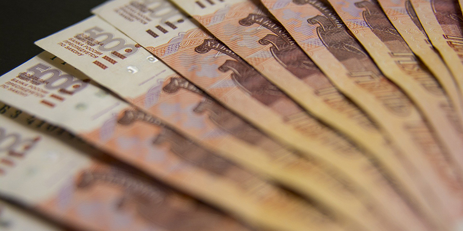Жительница Озинского района после общения с «сотрудником банка» лишилась 21 тысячи рублей