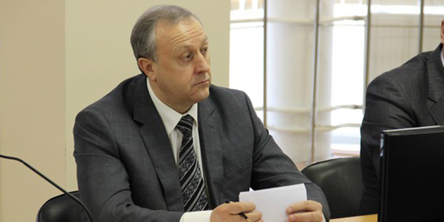 Радаев посоветовал министру находить нестандартные механизмы для помощи многодетным