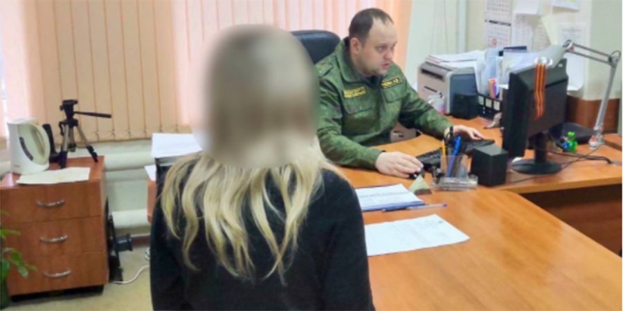 Жительница Балашова ожидает суда за нападение на полицейского