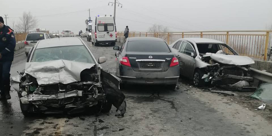 Балаковца осудили за ДТП с 4 машинами и смерть пассажира
