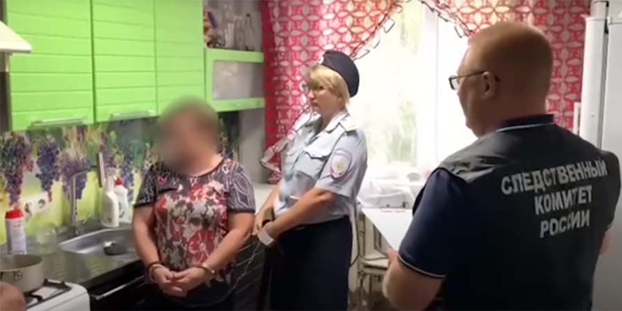 Присяжные признали жительницу Марксовского района виновной в убийстве дочери и 3 внуков