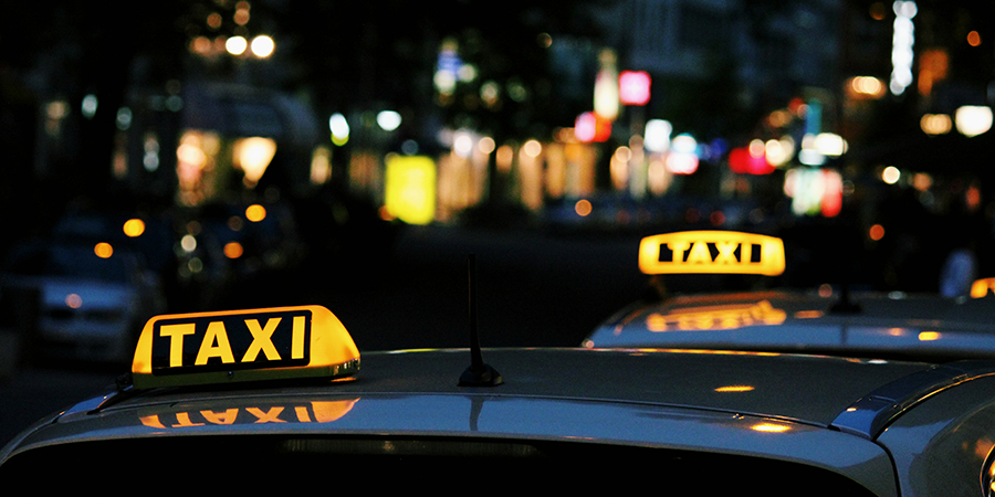 В Саратове иностранцы-таксисты ждут суда за незаконное предпринимательство