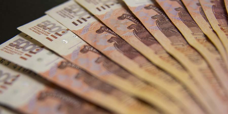 В Саратовской области предлагаемые зарплаты за год выросли на 14 тысяч рублей