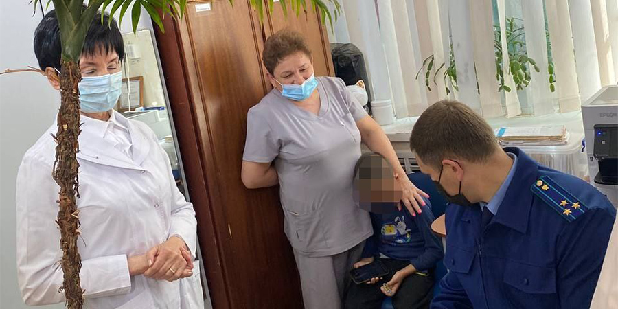 В Саратове подростки в больнице избили 5-летнего ребенка ради «трагичного видео»