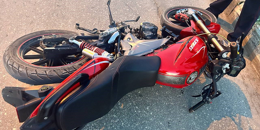 В Марксе 15-летний мотоциклист покалечил пассажира в столкновении с «Маздой»