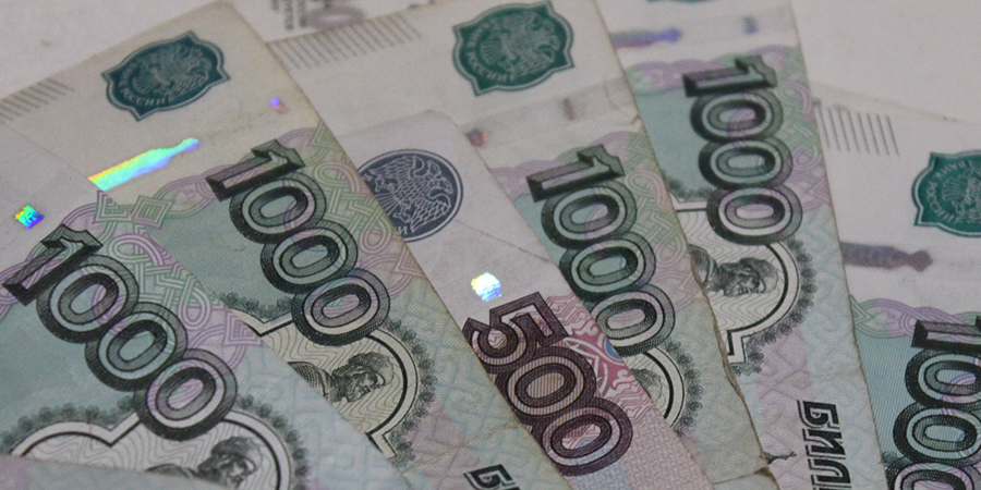 Соцработникам Саратовской области доплатят по 5000 рублей