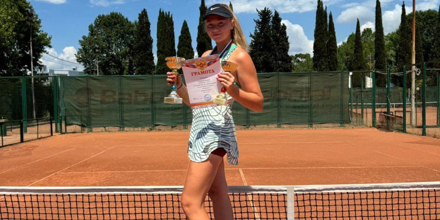 Саратовская теннисистка в 17 лет стала чемпионкой Российского теннисного тура