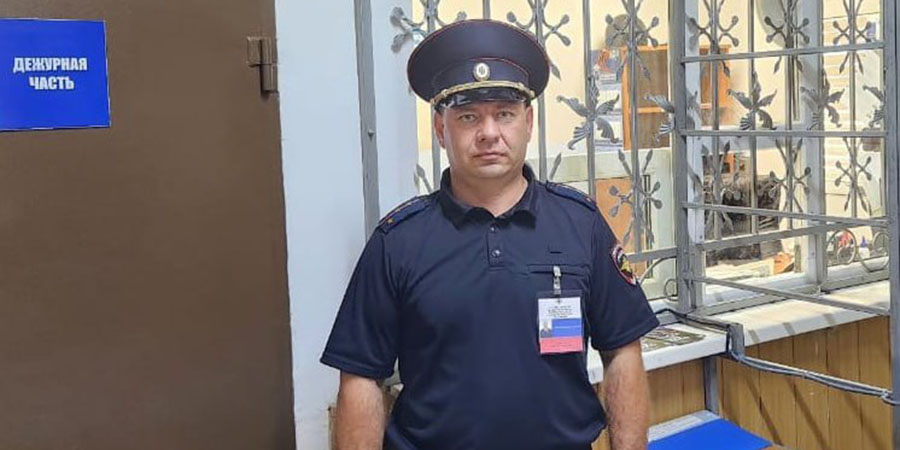 В Ивантеевском районе полицейский спас пенсионерку от потери 95 тысяч рублей