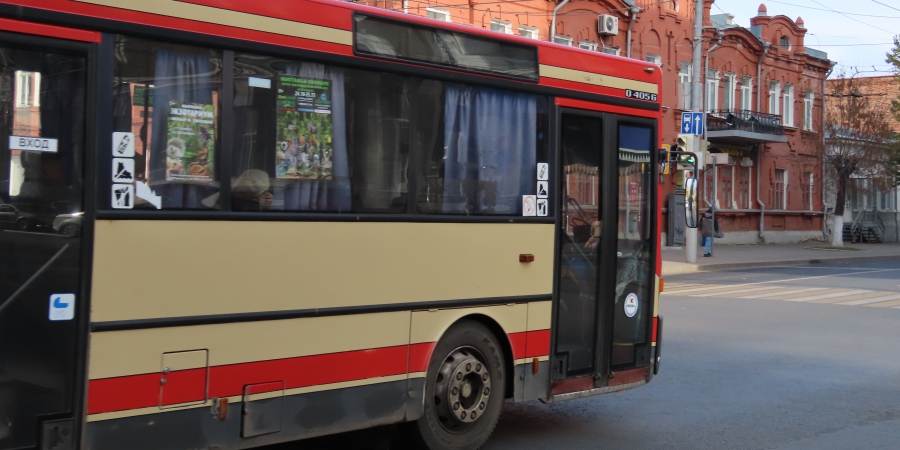 В Саратове возбуждено 15 дел из-за выключенных кондиционеров в автобусах