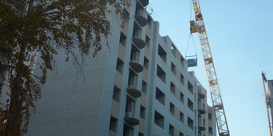 В Балакове главу строительной фирмы посадили за продажу уже купленных квартир