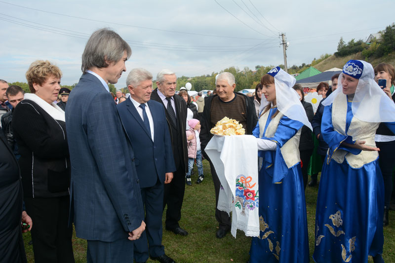 Рп5 базарный карабулак саратовская область. Базарно-Карабулакский район Саратовской области. Население Базарный Карабулак Саратовской области. Базарный Карабулак мероприятия. Кушнарев Андрей Базарно Карабулакского района.