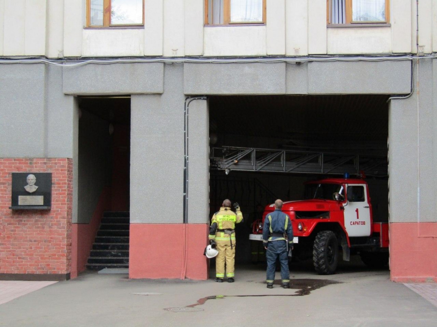 Пожарный 3. 3 Пожарная часть Екатеринбург. 3 Пожарных. Пожарка 03.