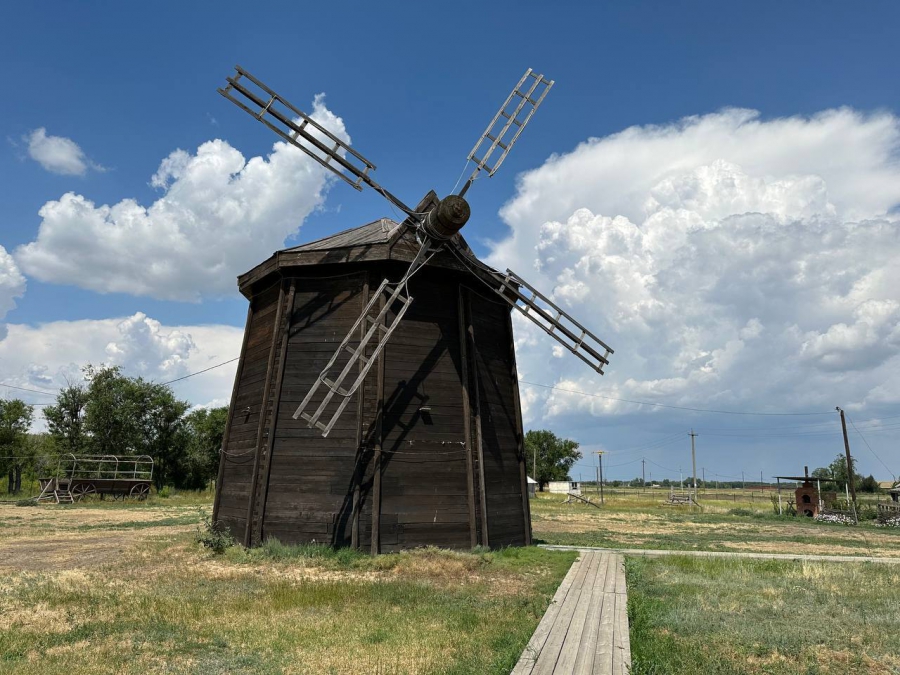 Палаточный лагерь дети Галактики