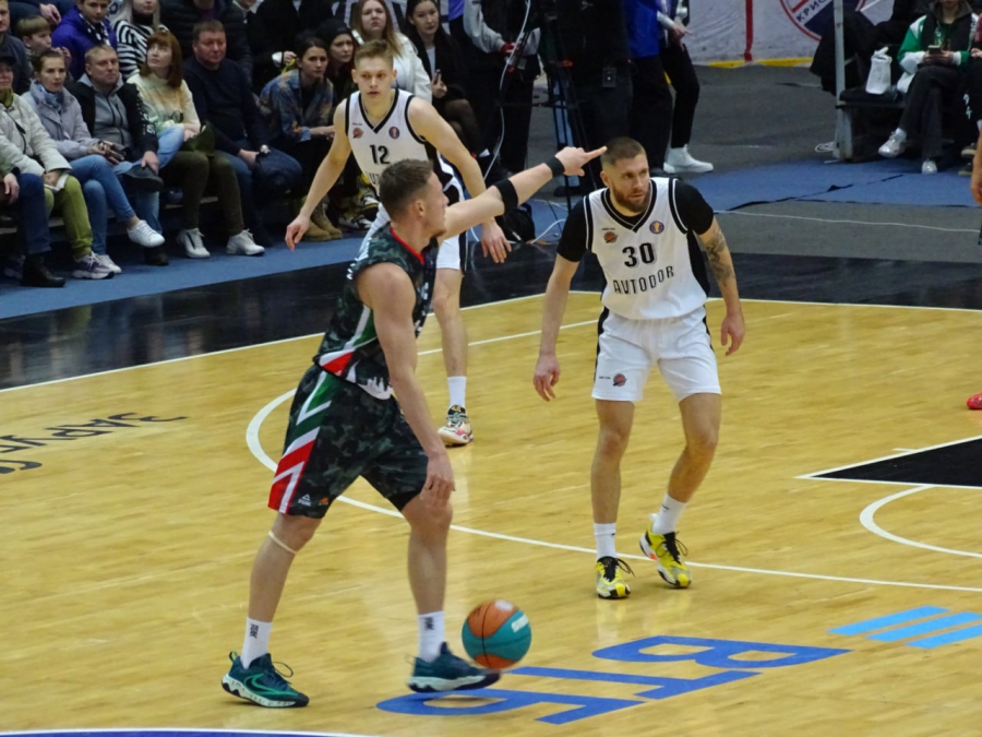 Автодор Саратов Джонс. Фото баскетболистов. Баскетболист года. AFL Astana.