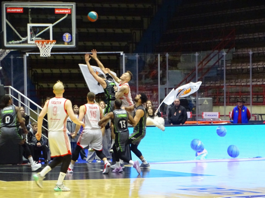 «Автодор» победил столичную команду и укрепился в плей-офф