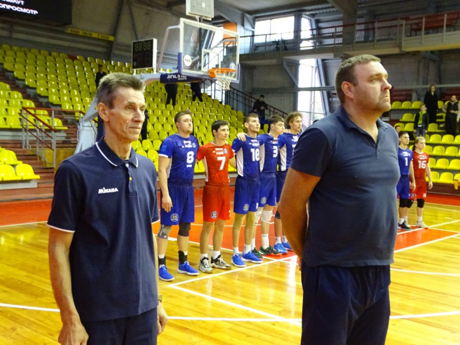 Саратовские волейболисты выиграли все домашние матчи и вышли в финал