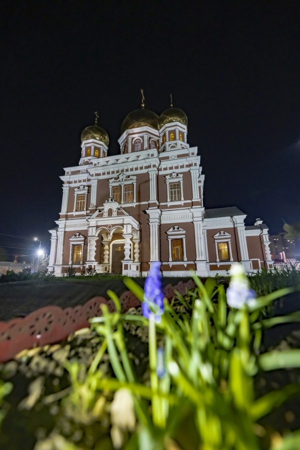 Митрополит Игнатий совершил пасхальное богослужение