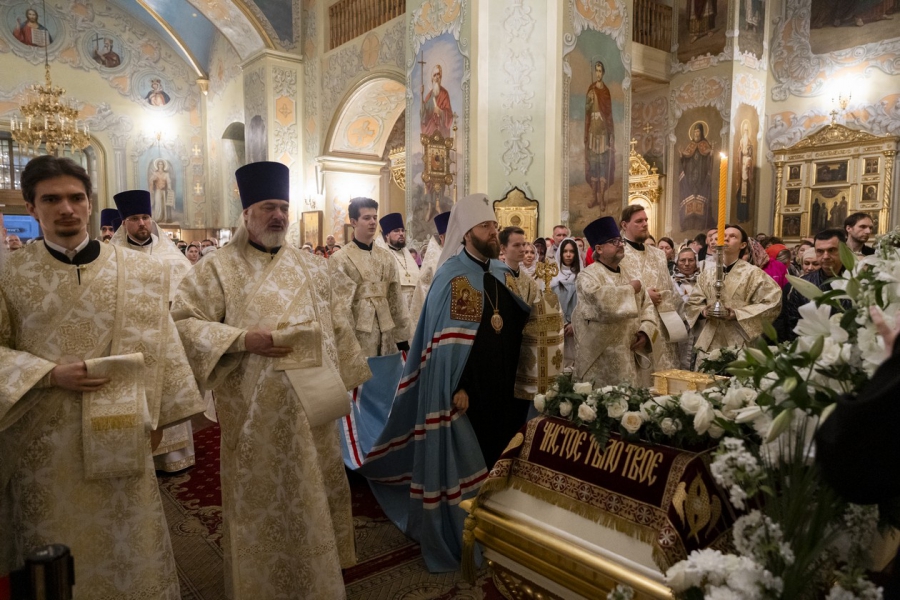 Митрополит Игнатий совершил пасхальное богослужение