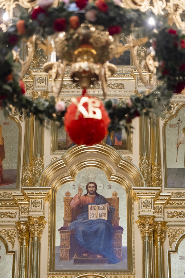 Митрополит Игнатий совершил пасхальное богослужение