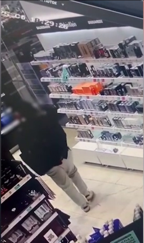 Жительница Энгельса попалась на хищении туалетной воды за 12 тысяч рублей