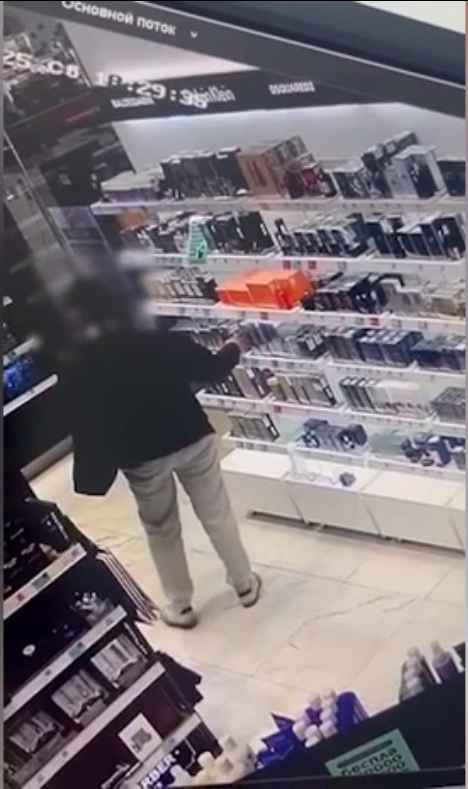 Жительница Энгельса попалась на хищении туалетной воды за 12 тысяч рублей