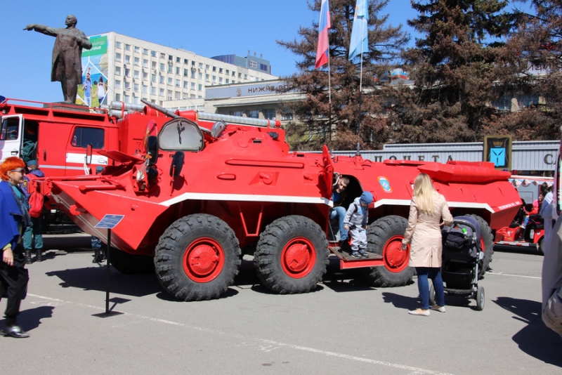 Техника 21. Пожарный БТР 80. БТР-80 пожарный МЧС. Пожарный БТР Ветлуга. БТР 60 пожарный.