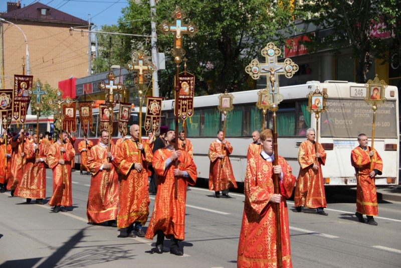 В белгороде прошел крестный ход