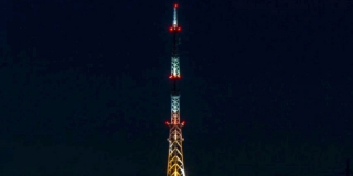 В Саратове телебашня окрасится цветами триколора в честь Дня России В Саратове телебашня окрасится цветами триколора в честь Дня России