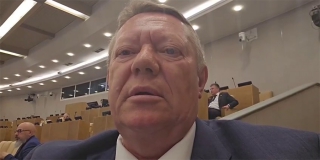 Панков о проблеме летнего отдыха детей: Не хватает стационарных лагерей Панков о проблеме летнего отдыха детей: Не хватает стационарных лагерей