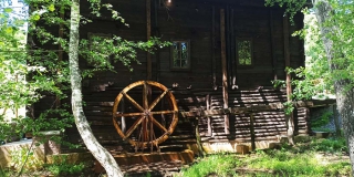 В селе Новобурасского района на новой экотропе установят мозаичную лавочку В селе Новобурасского района на новой экотропе установят мозаичную лавочку