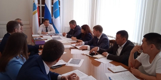 В Саратове чиновников обязали регулярно инспектировать мусорные площадки В Саратове чиновников обязали регулярно инспектировать мусорные площадки