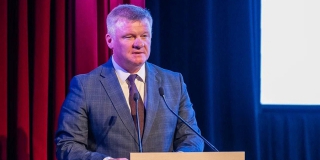 В Саратове более 99 тысяч школьников сядут за парты в этом году В Саратове более 99 тысяч школьников сядут за парты в этом году