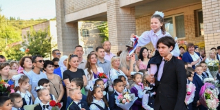 Линейки 1 сентября у саратовских школьников пройдут без ограничений Линейки 1 сентября у саратовских школьников пройдут без ограничений