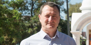 Суд отправил главу Марксовского района Дмитрия Романова под домашний арест Суд отправил главу Марксовского района Дмитрия Романова под домашний арест