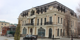 Бусаргин о здании бывшего «Дома Курихина»: Там точно будет картинная галерея Бусаргин о здании бывшего «Дома Курихина»: Там точно будет картинная галерея